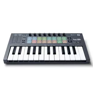 Novation FLkey Mini MIDI клавиатура (25 mini-keys)