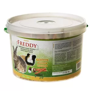 Food for small animals and rodents
