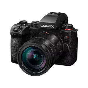 Panasonic Lumix G9 II + 12-60mm F2.8-4.0 25,21 MP Live MOS 11552 x 8672 pikseļi Melns